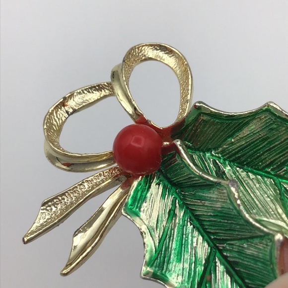 Vintage Signed Gerry's Holiday Holly Winter Brooch Pin - Picture 6 of 13